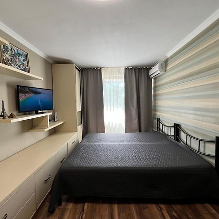 Hotel Seven Vyshneve Exterior foto