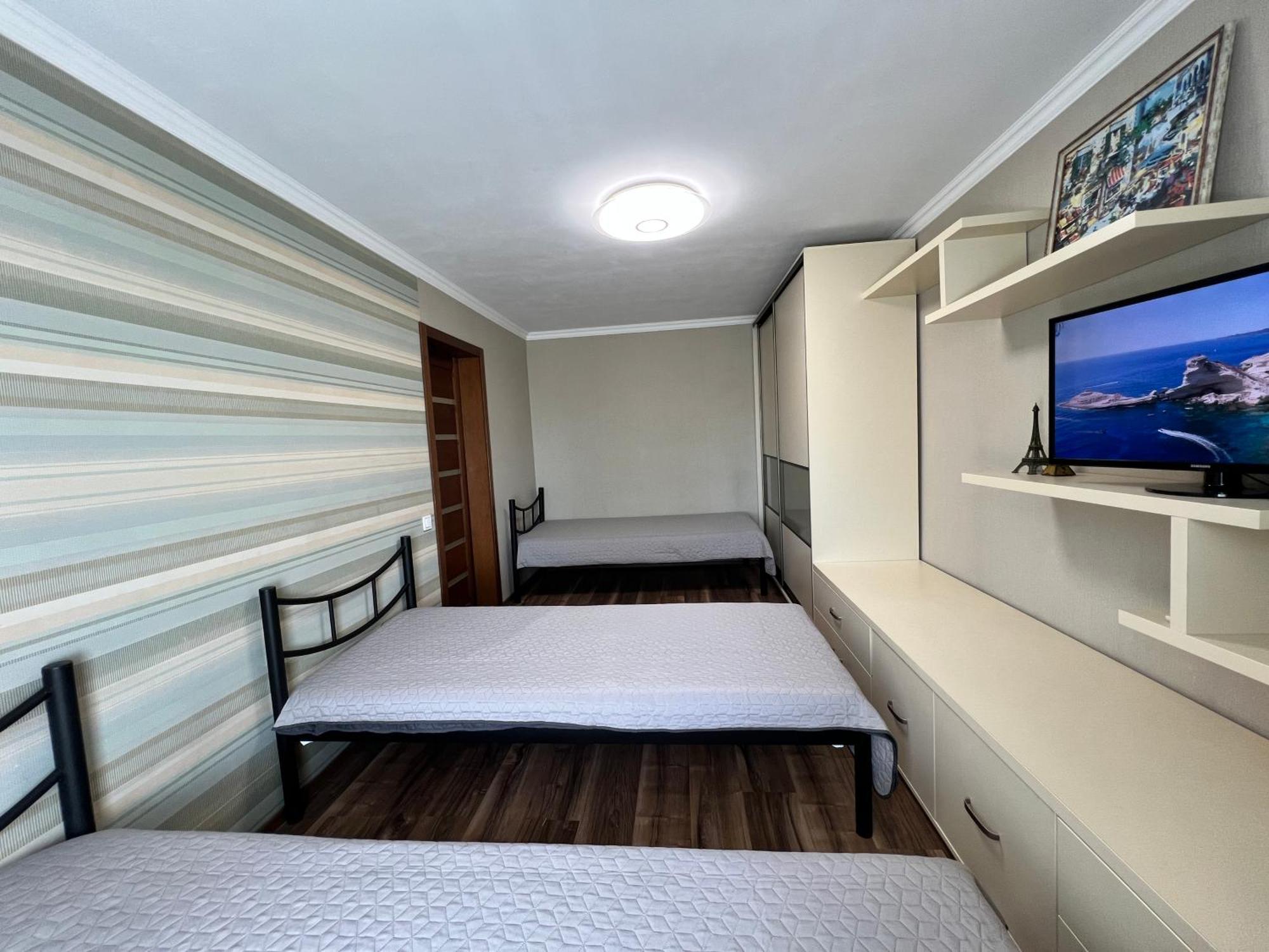 Hotel Seven Vyshneve Exterior foto